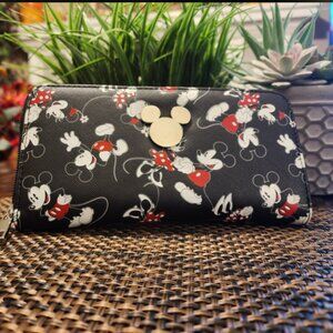 BioWorld Disney Mickey & Minnie Mouse Zip Around Clutch Wallet w/Card Slots NWOT